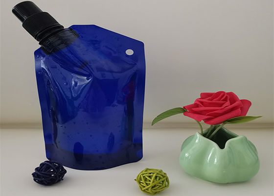 स्वनिर्धारित पारभासी पेय रस ठग स्टैंड अप पाउच मैट हैंग होल के साथ