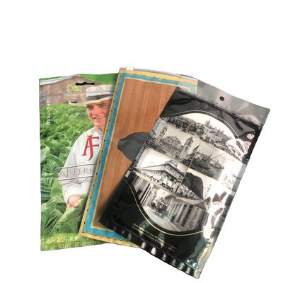 मीडियम सिगार बैग्स कस्टम जिसमें ह्यूमिडिटी शीट लगी होती है, जो सिगार की ताजगी बनाए रखने के लिए नमी के इष्टतम स्तर को बनाए रखने के लिए डिज़ाइन की गई है