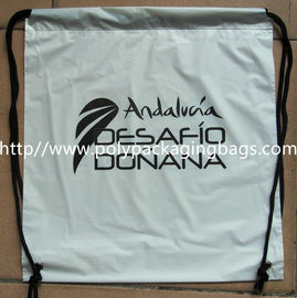 डबल कंधे के साथ पाले सेओढ़ लिया सीपीई सादा प्लास्टिक Drawstring बैग
