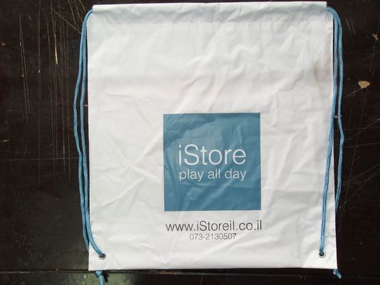 अनुकूलित सफेद प्लास्टिक Drawstring बैग एप्पल स्टोर शॉपिंग बैग
